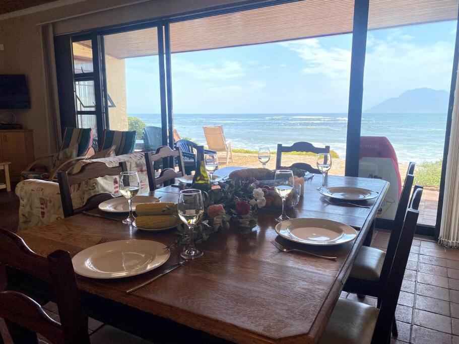 Family Surf Shack On The Beach Кейптаун Екстериор снимка