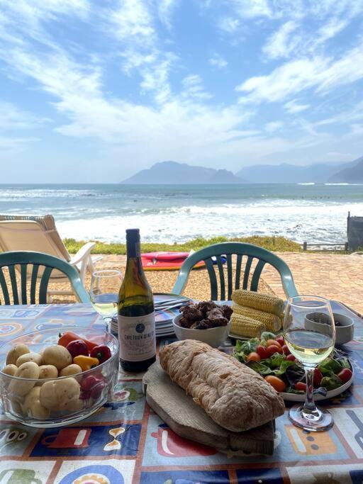 Family Surf Shack On The Beach Кейптаун Екстериор снимка