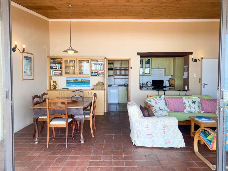 Family Surf Shack On The Beach Кейптаун Екстериор снимка